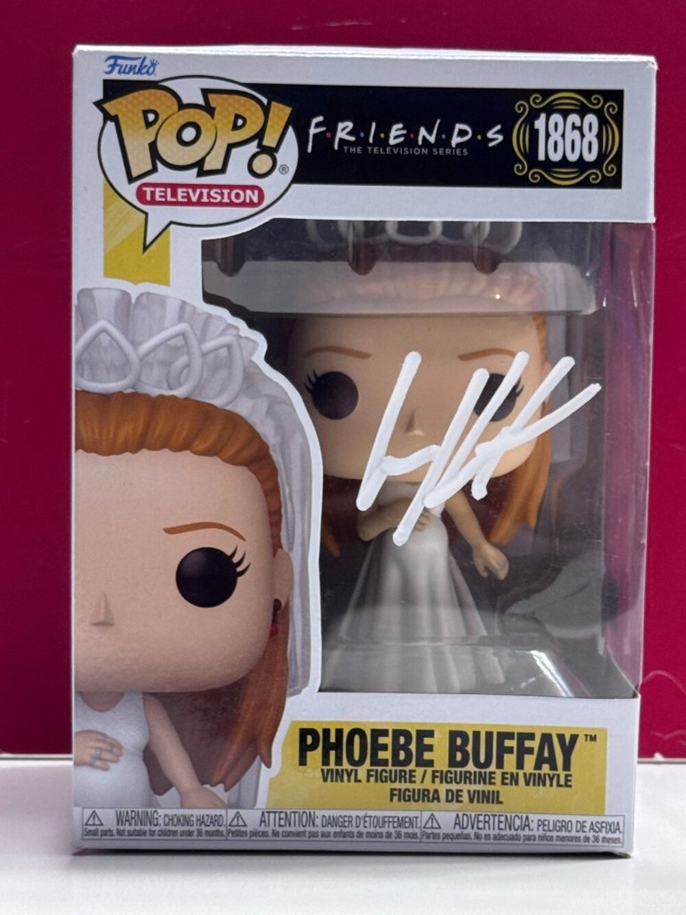 FUNKO POP! Friends PHOEBE BUFFAY #1868 Signed by Lisa Kudrow RARE COA AUTHENTIC